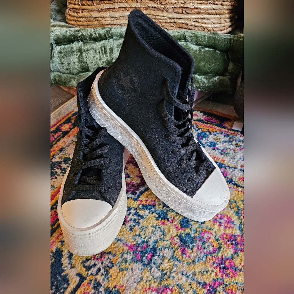 Converse Women's Black High-Top Sneakers